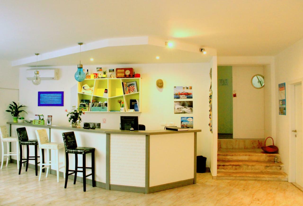 Hostel Mare Шибеник Екстер'єр фото